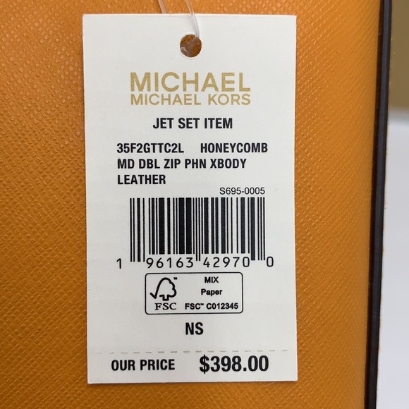 MICHAEL KORS JET SET ITEM MEDIUM DOUBLE ZIP PHONE XBODY HONEYCOMB COLOR
NWT - Picture 16 of 16